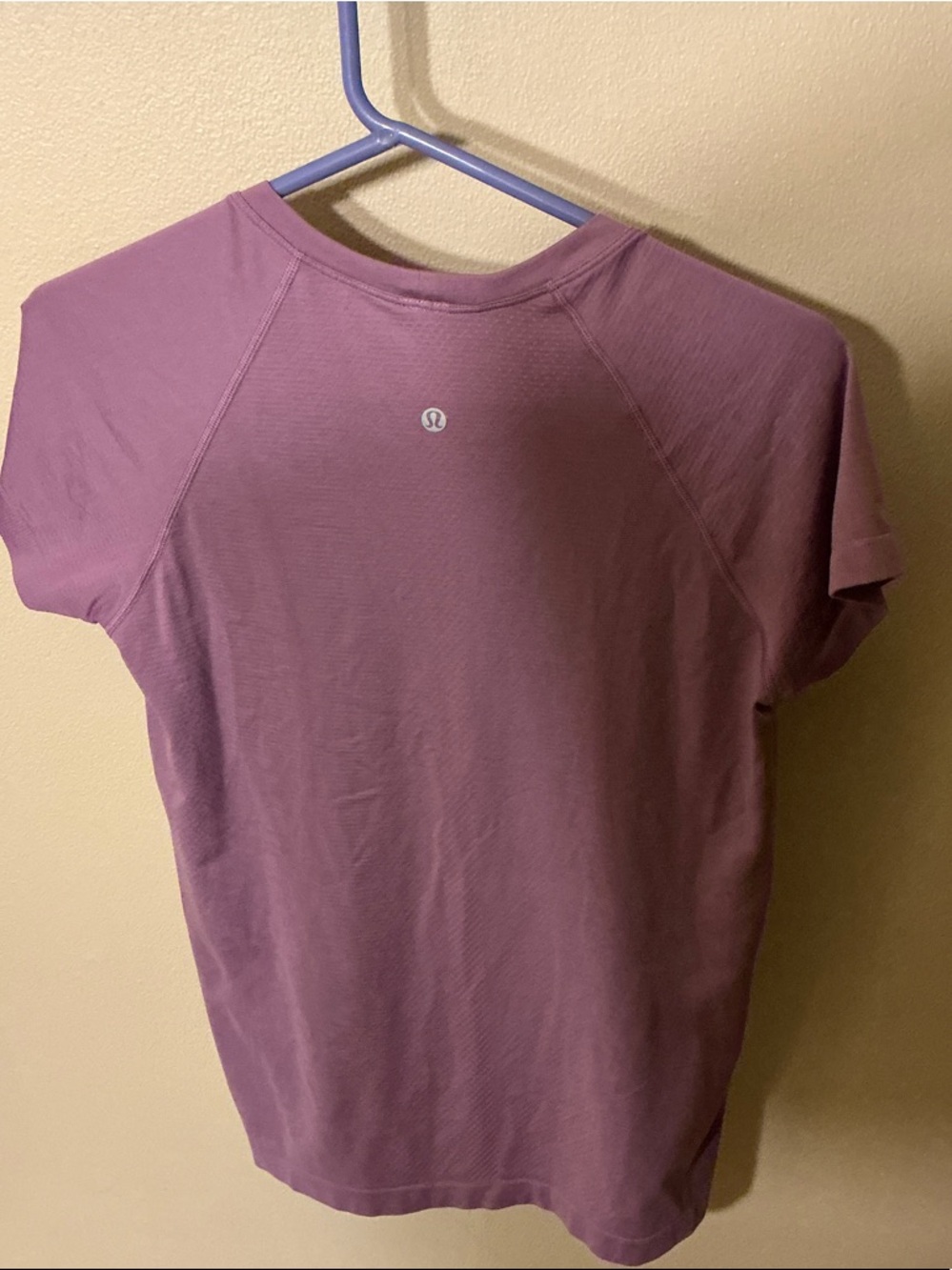 lululemon athletica Women's Short Sleeve Tee - Dusty Mauve